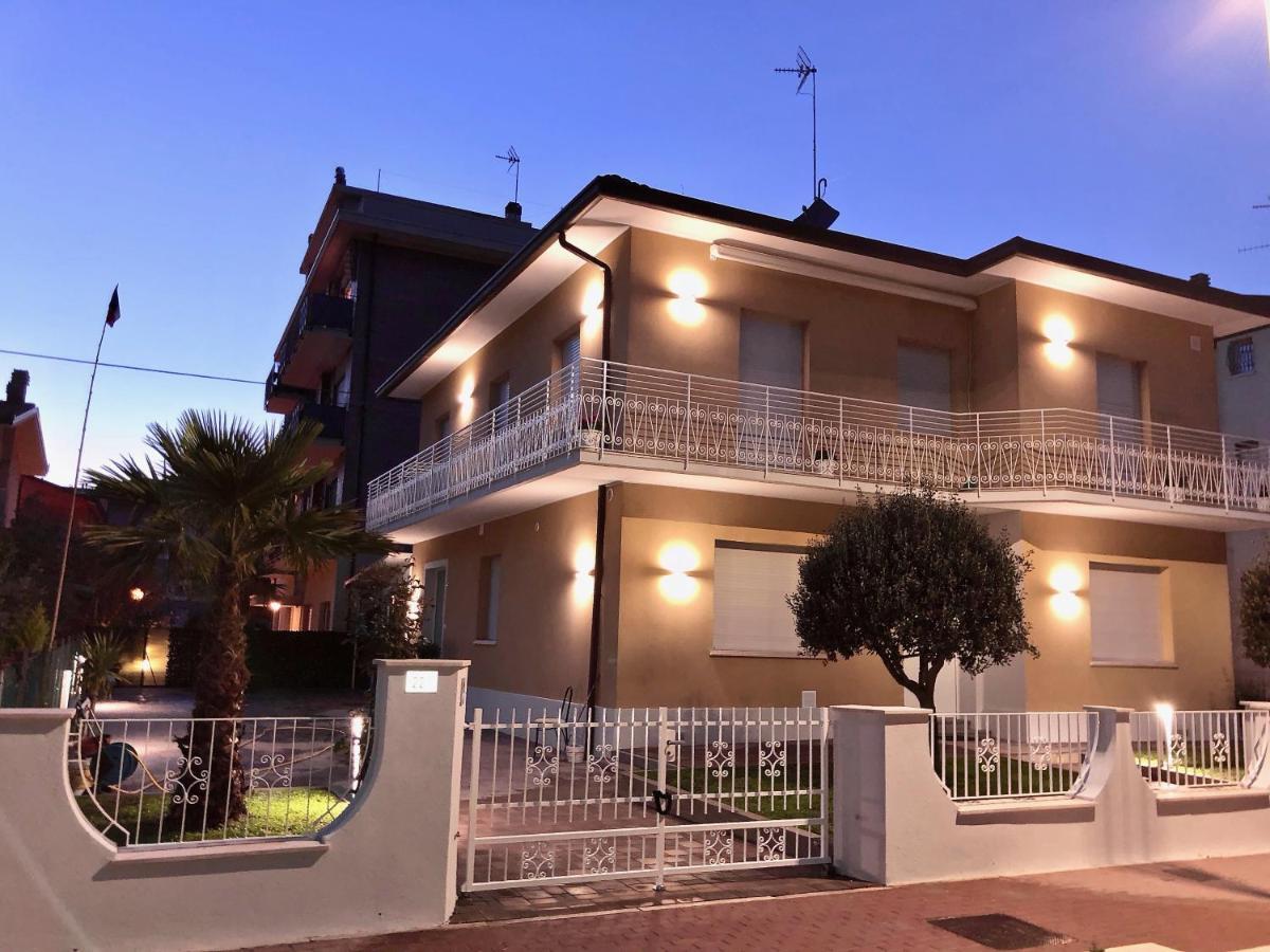 Exclusive Home Misano Adriatico Bagian luar foto